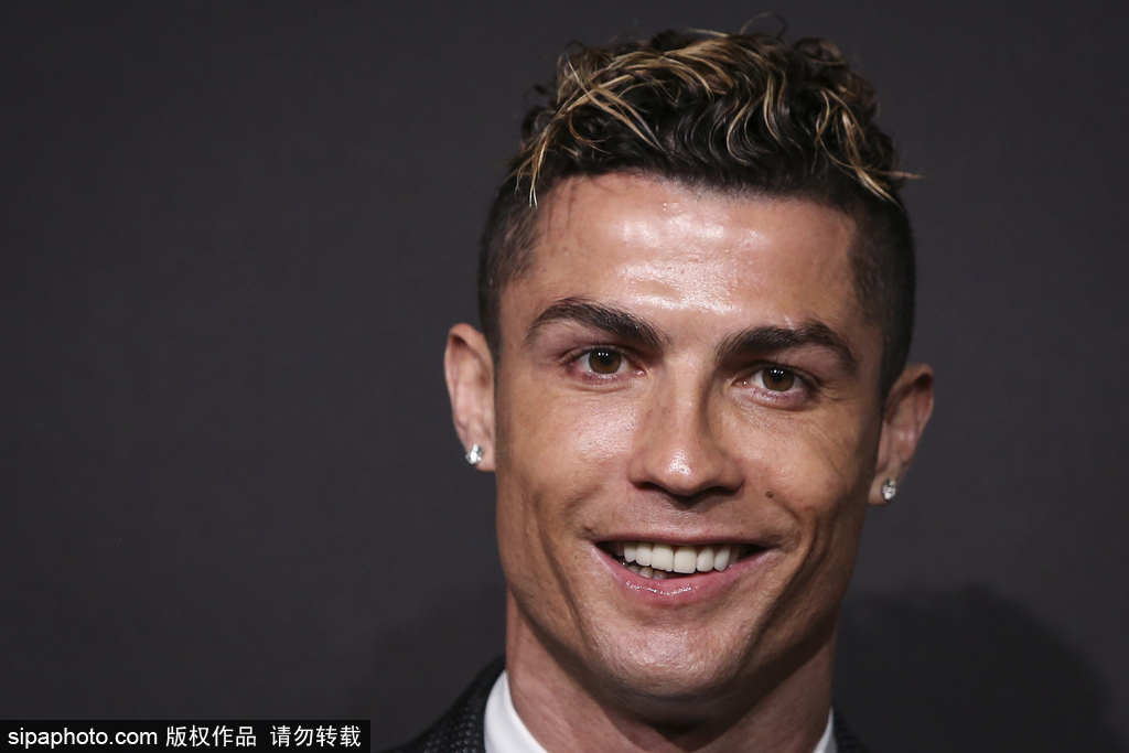 赢得了一个 赢得了一个