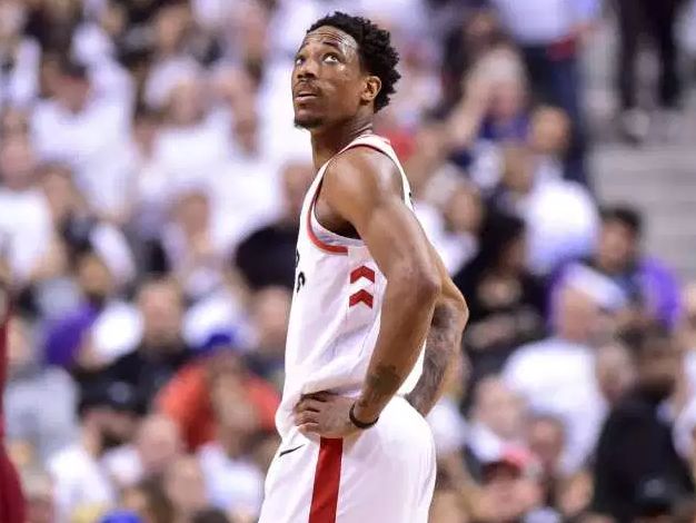 场共有15 场共有15