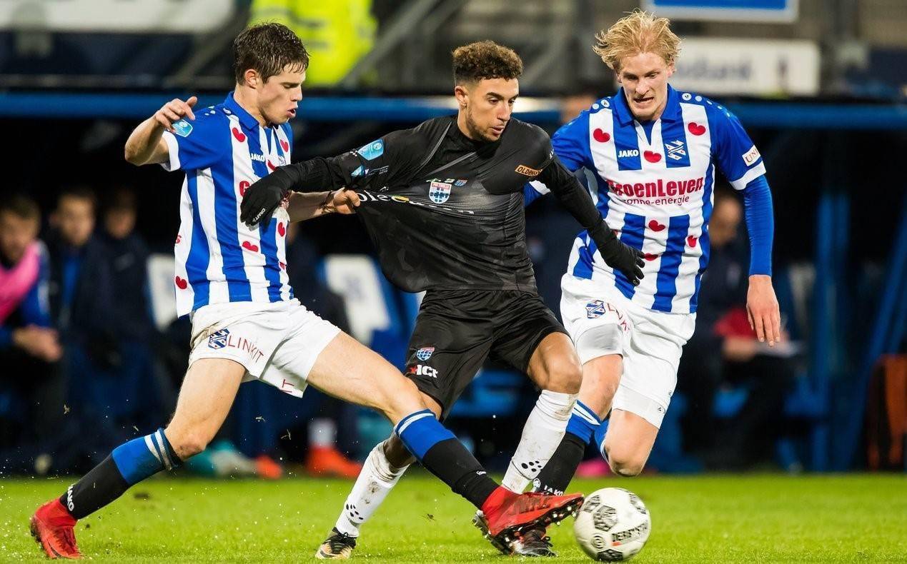 运动员的身 运动员的身