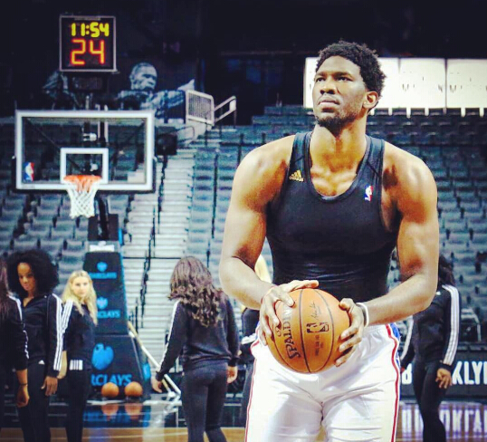 许多年轻选 许多年轻选