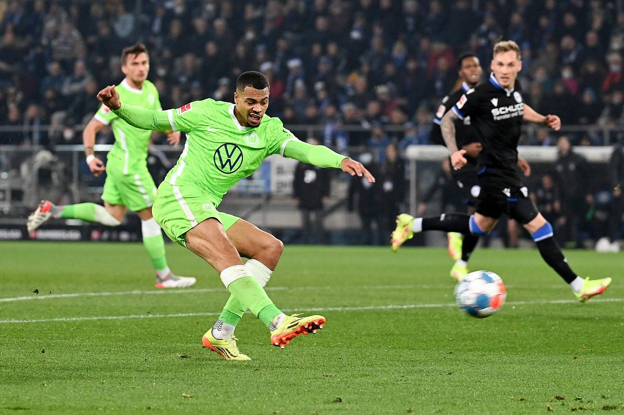 通过举办国 通过举办国