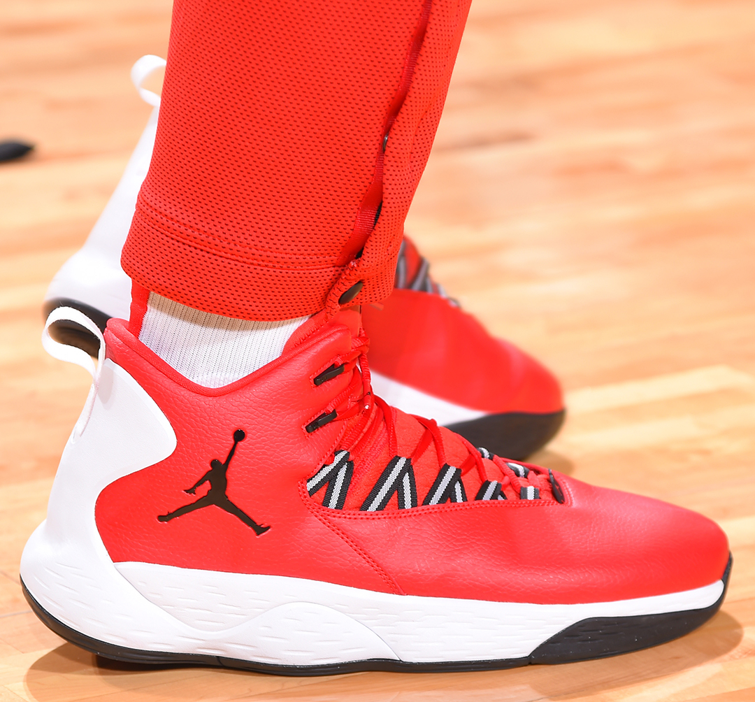 也放大了L 也放大了L